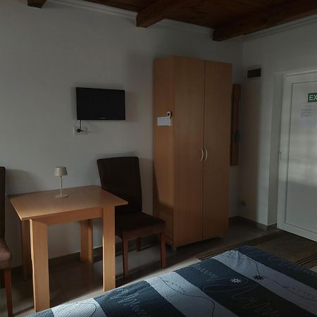 Apartment M&M Pacir Zewnętrze zdjęcie