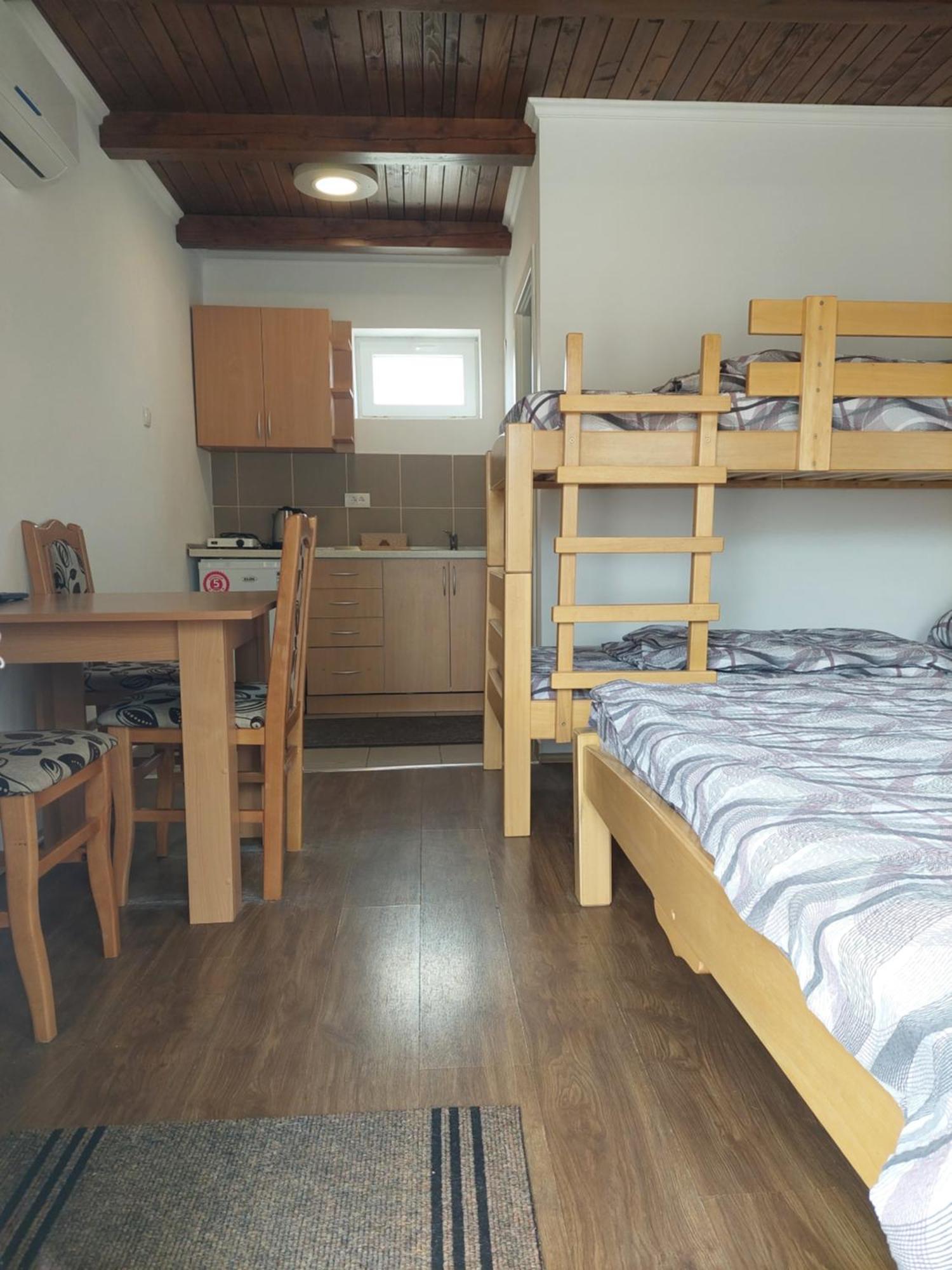 Apartment M&M Pacir Zewnętrze zdjęcie