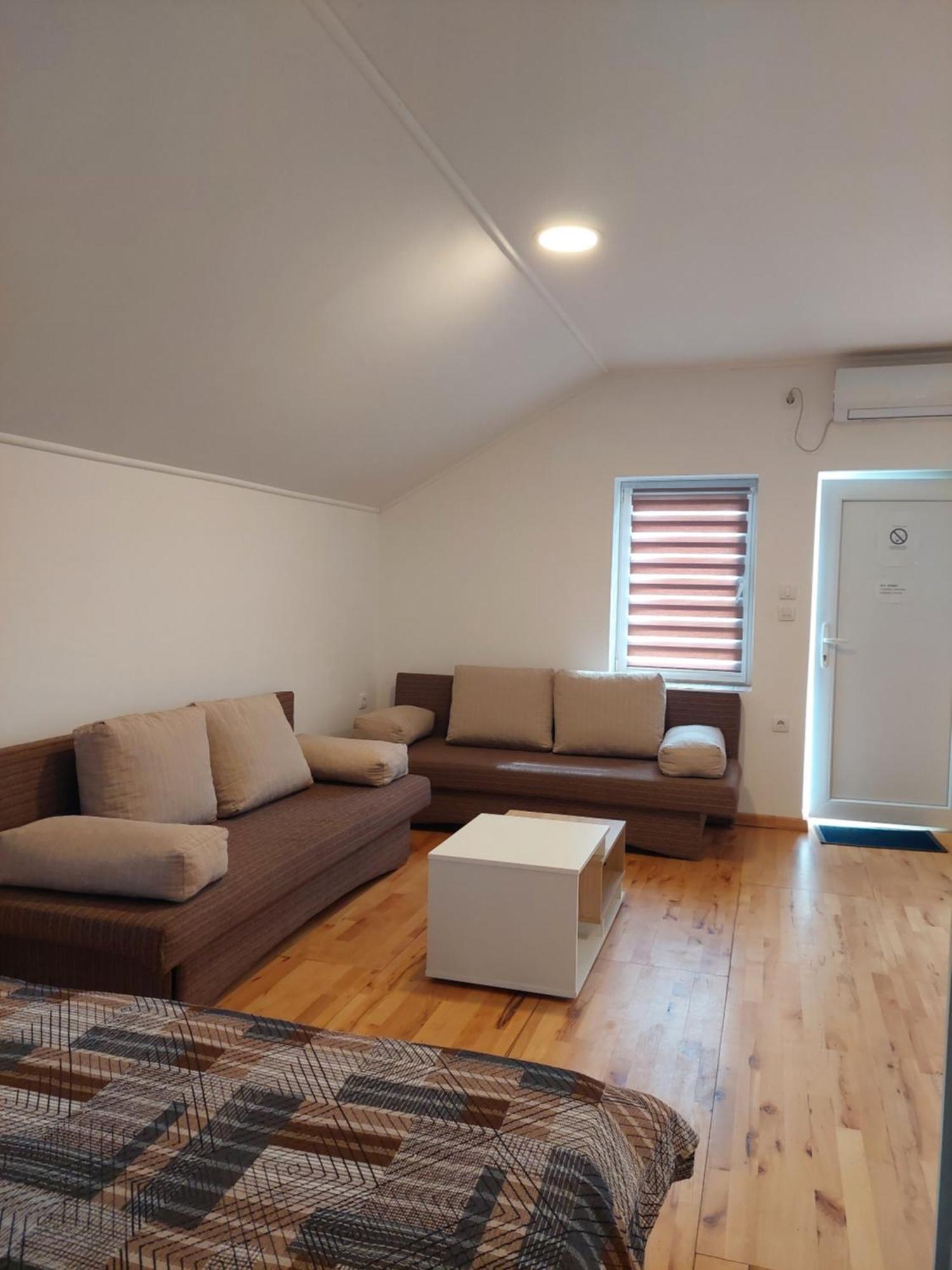 Apartment M&M Pacir Zewnętrze zdjęcie