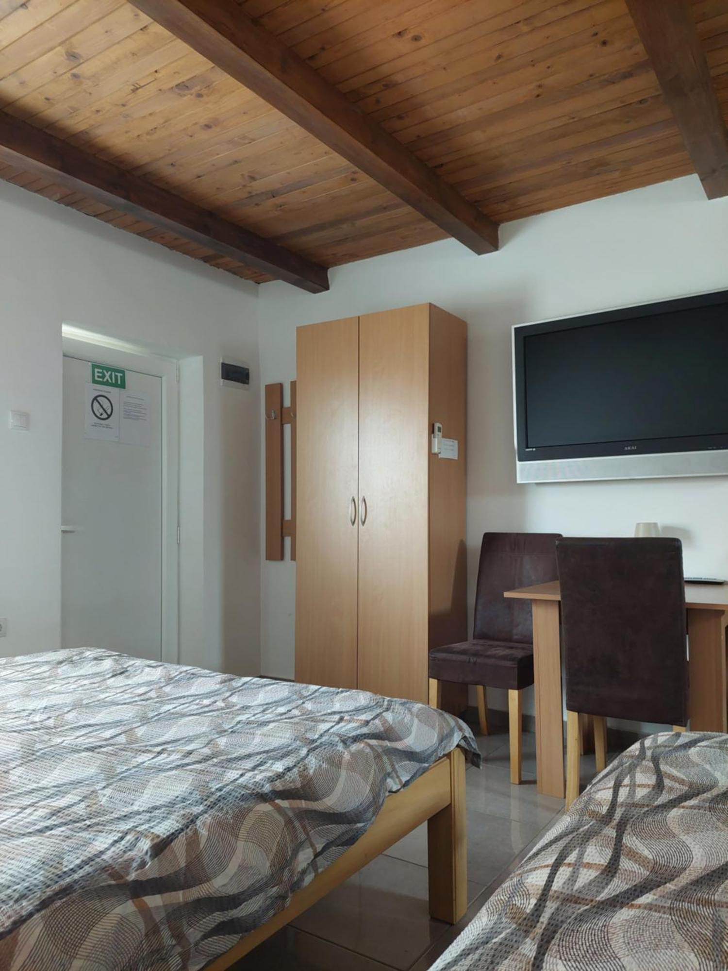 Apartment M&M Pacir Zewnętrze zdjęcie